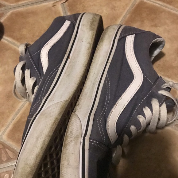 Vans - Picture 2 of 2